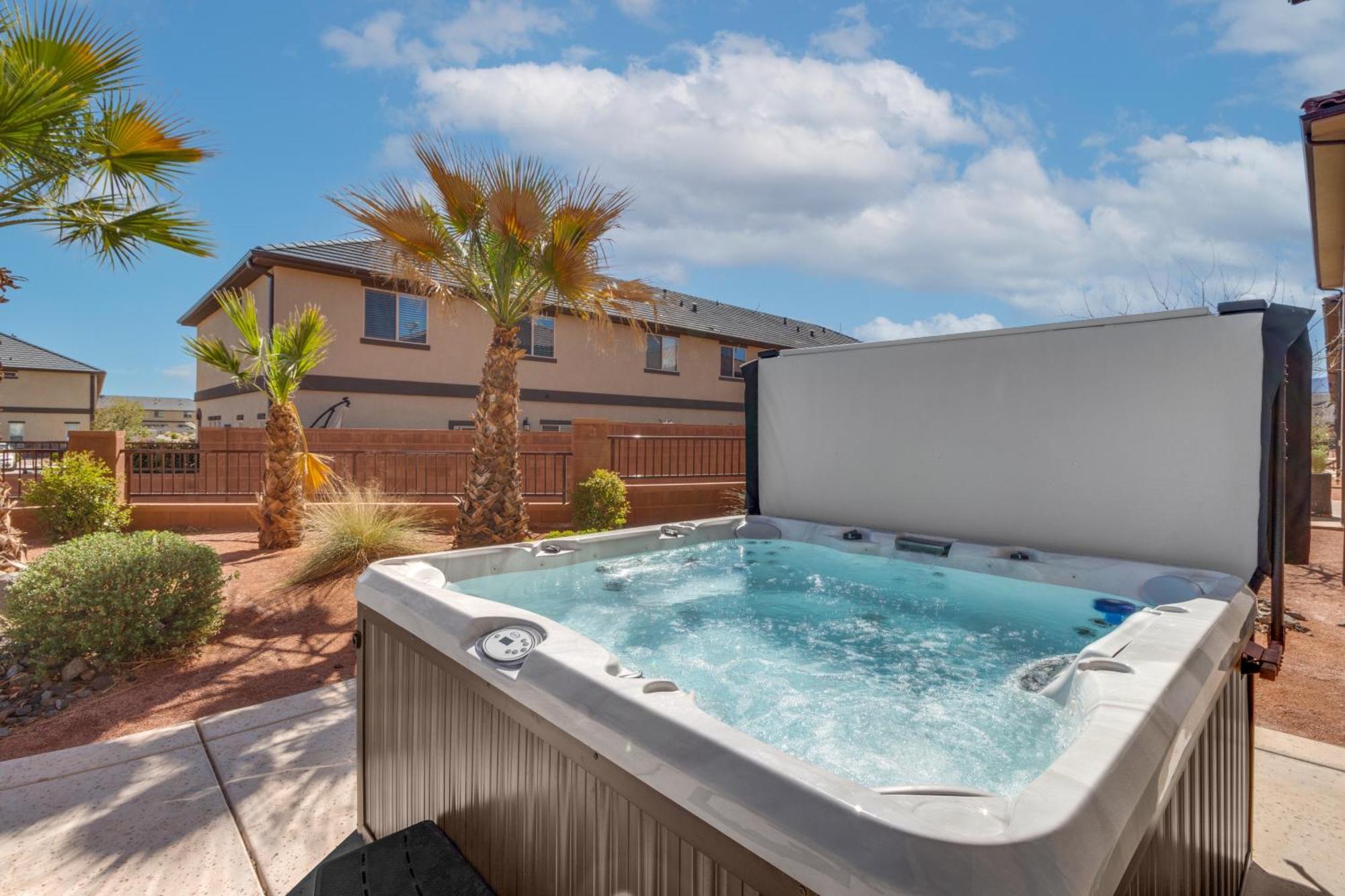 Pv 99 Private Hot Tub, Ping Pong Table, Xbox X Series And Resort Amenities Santa Clara المظهر الخارجي الصورة